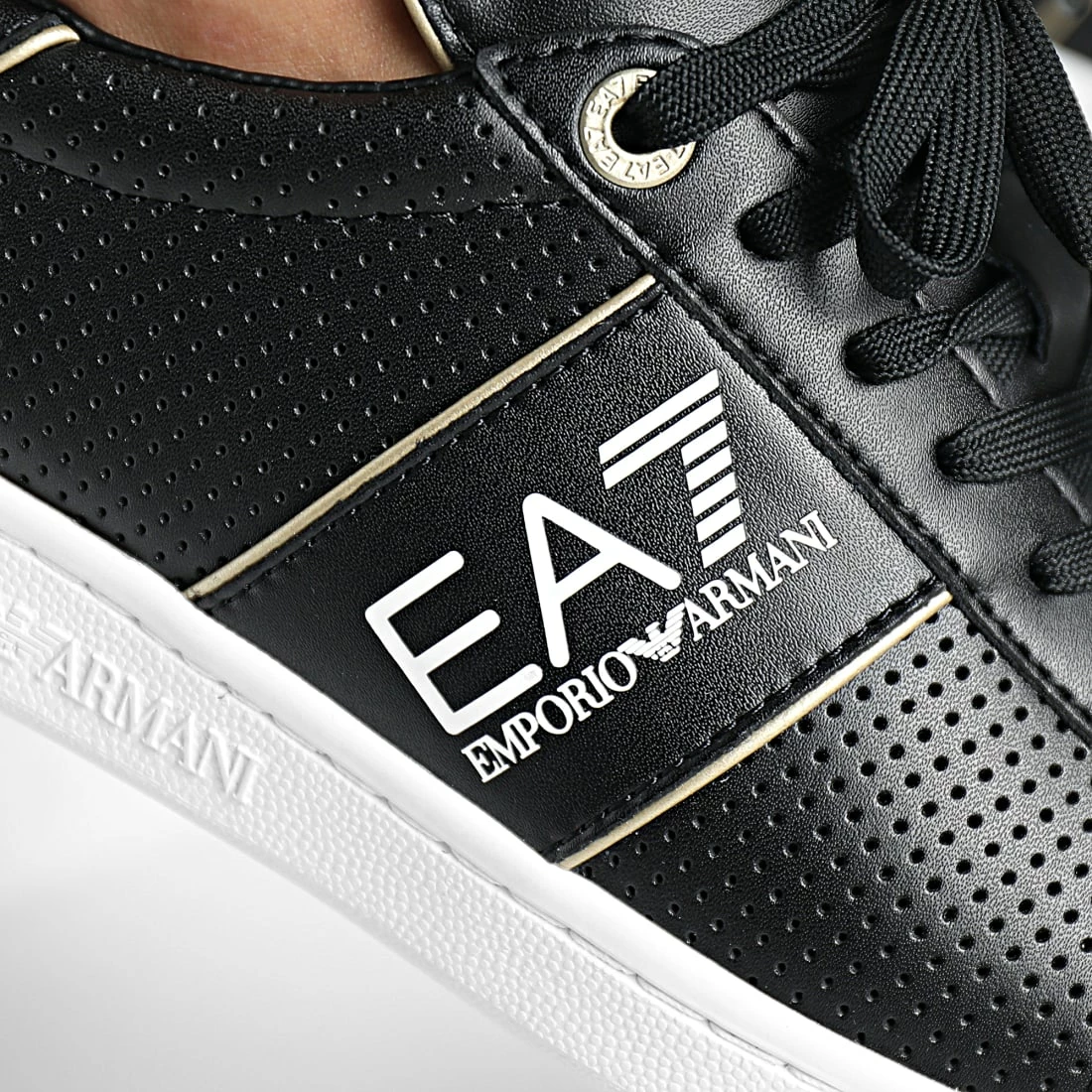 Grosses soldes 🥰 Baskets X8X102-XK258 Black Gold de EA7 Emporio Armani 🎁 – Image 2