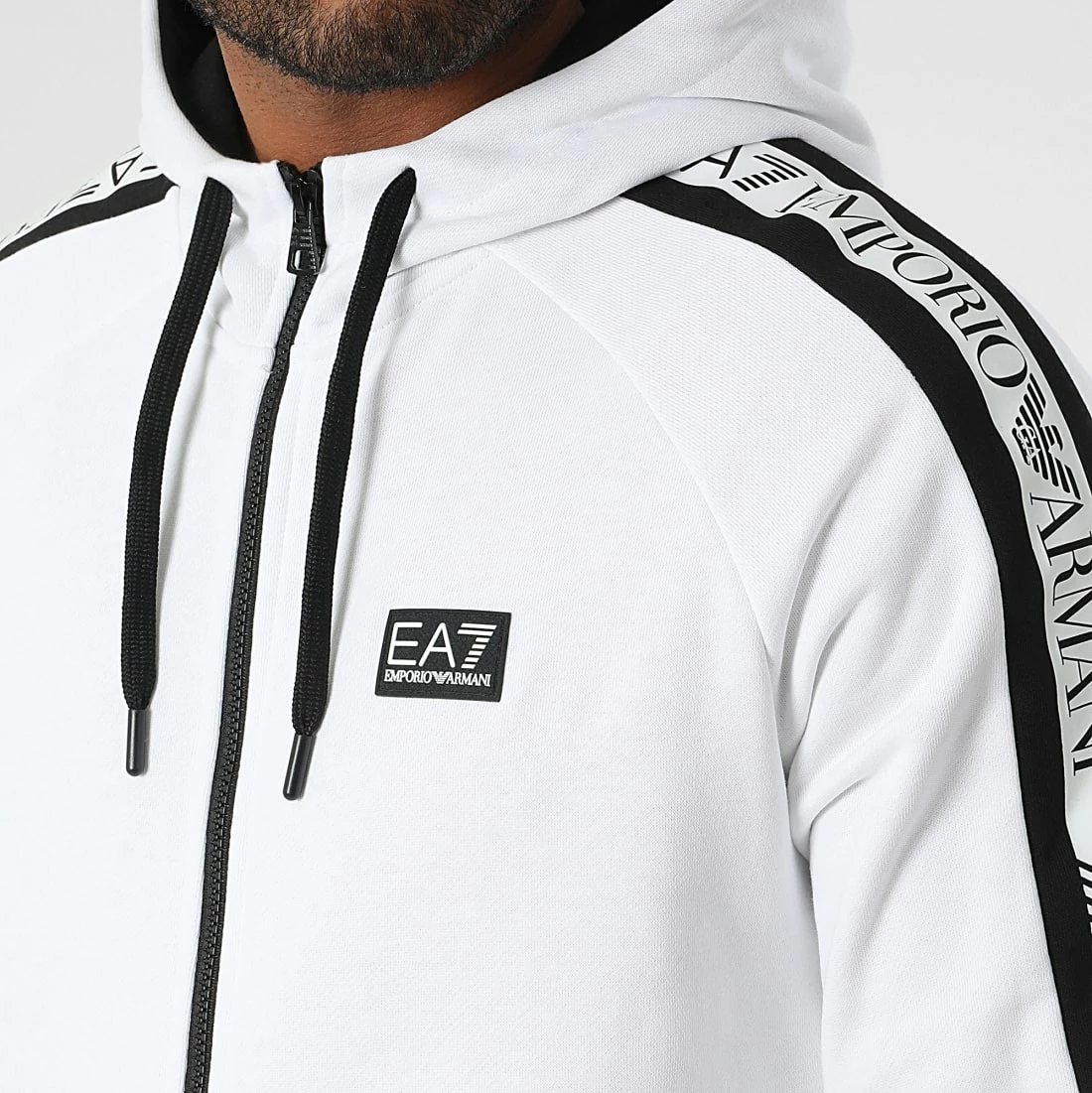 Remise 🧨 Sweat Capuche Zippé A Bandes 6LPMAC Blanc de EA7 Emporio Armani 💯 – Image 2