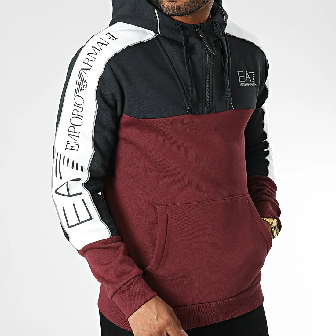 Top 10 🎁 Sweat Capuche A Bandes 6LPM15 Bordeaux Blanc de EA7 Emporio Armani ✔️ – Image 3
