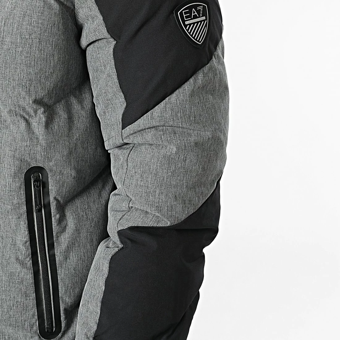 De gros 🎉 Doudoune Capuche 6LPB21-PN1BZ Gris Chiné Noir de EA7 Emporio Armani 🎉 – Image 2