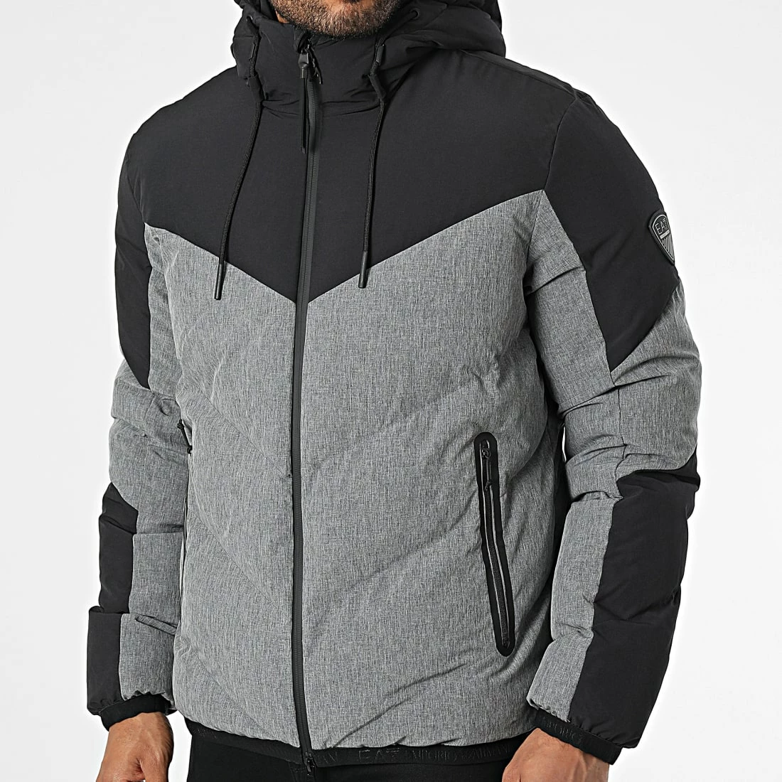 De gros 🎉 Doudoune Capuche 6LPB21-PN1BZ Gris Chiné Noir de EA7 Emporio Armani 🎉 – Image 3