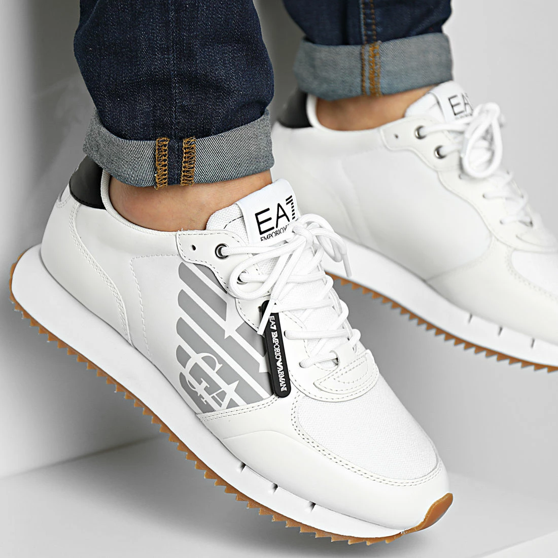 Le moins cher ⌛ Baskets X8X114-XK270 White Black de EA7 Emporio Armani 🥰