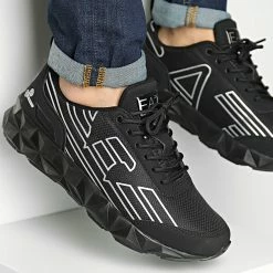 De gros 😉 Baskets X8X033 XK299 Triple Black Silver de EA7 Emporio Armani 👏